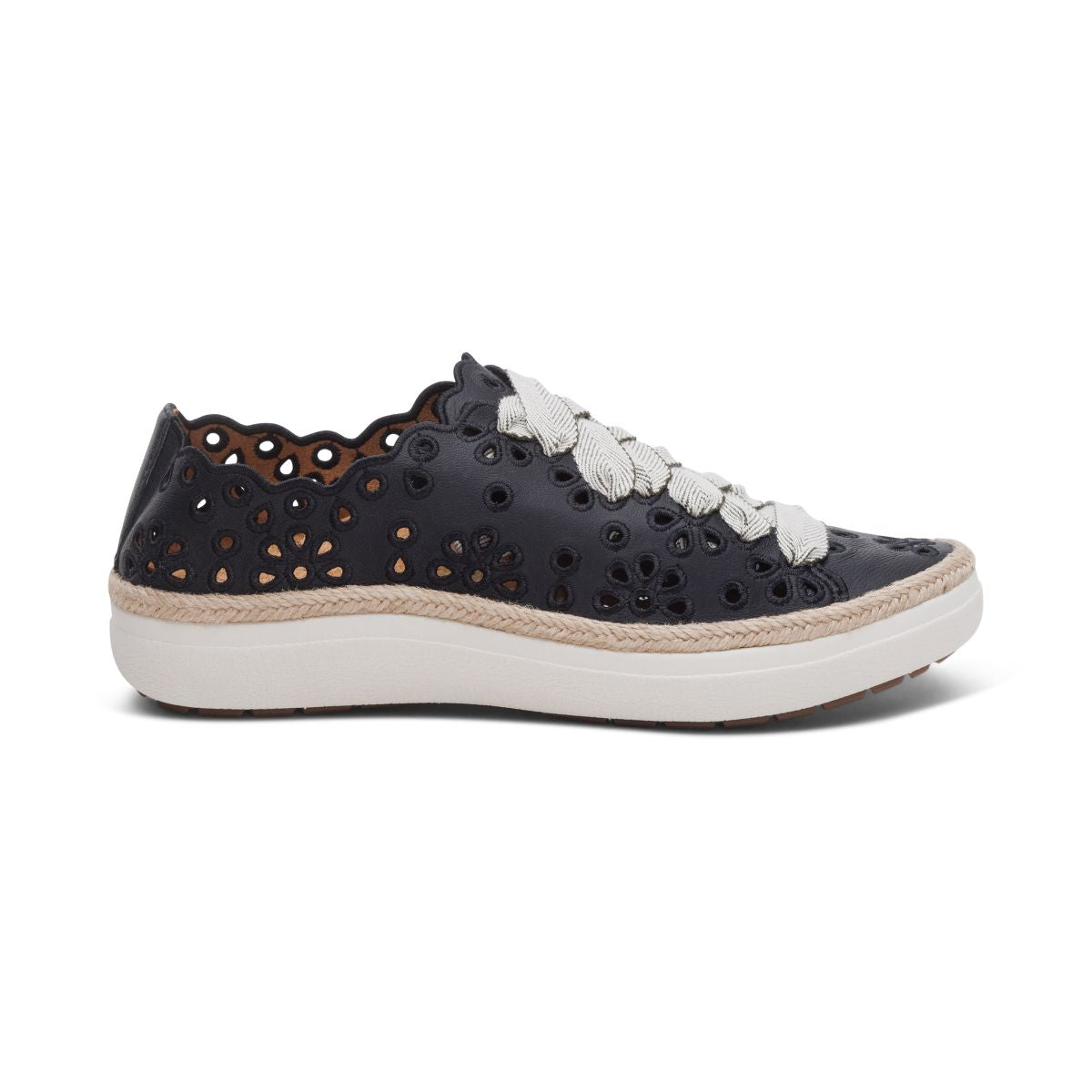 Aetrex Charlotte Women's Sneaker – Black