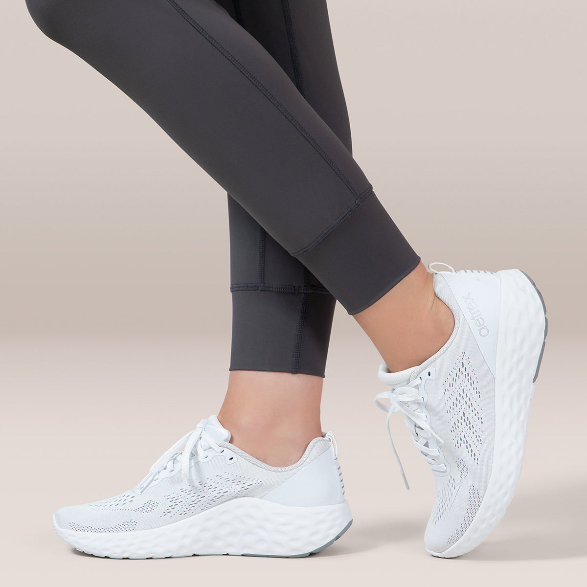 Aetrex Danika Women's Arch Support Sneaker – White
