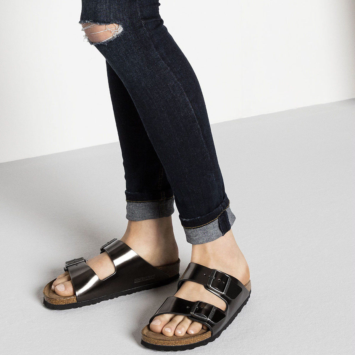 Birkenstock Arizona Soft Footbed – Metallic Anthracite
