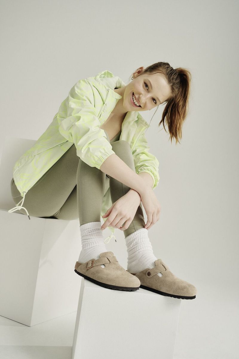 Birkenstock Boston Soft Footbed Suede Clog – Taupe