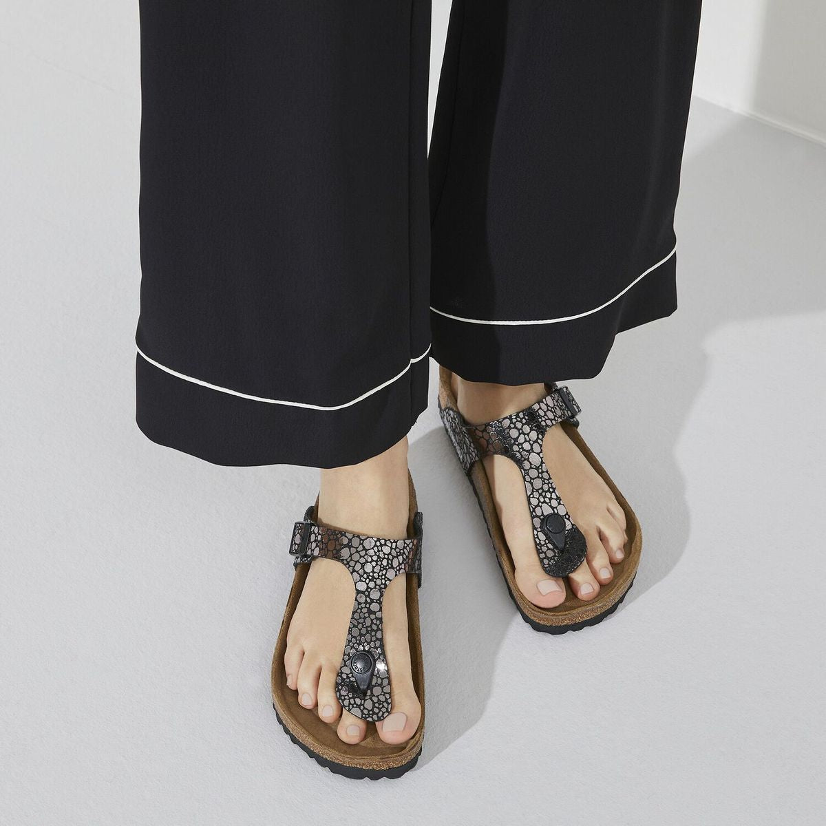 Birkenstock Gizeh Birko-Flor – Metallic Black