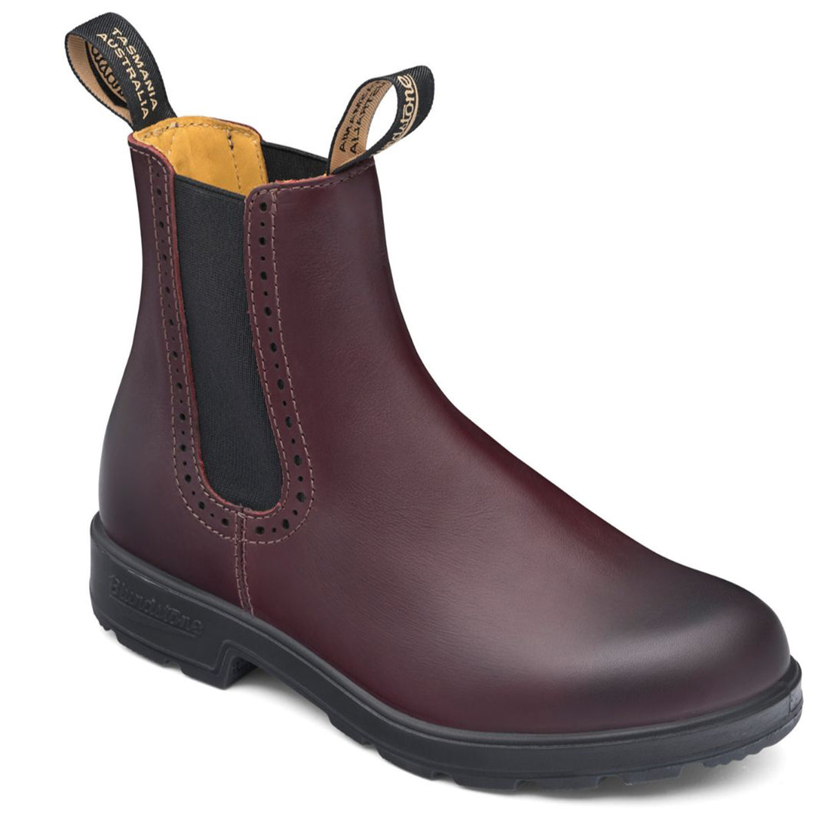 Blundstone 1352 women’s high-top Chelsea boot in rich Shiraz red leather featuring a higher cut for ankle support, elastic side panels, and rugged yet stylish design. Style #1352
