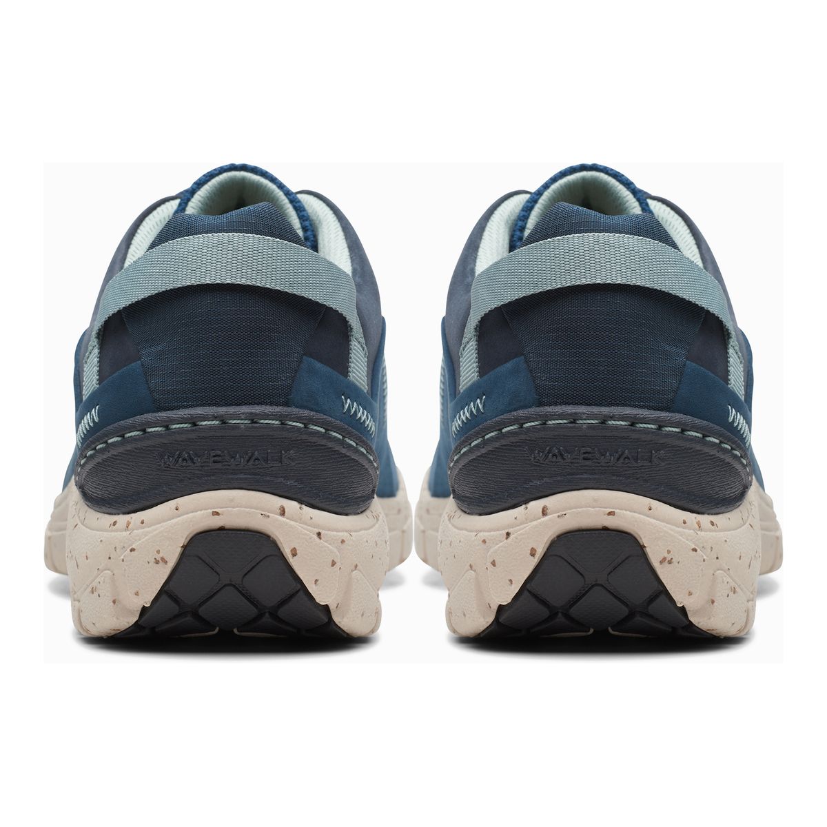 Clarks Wave Range Women's Sneakers in Blue