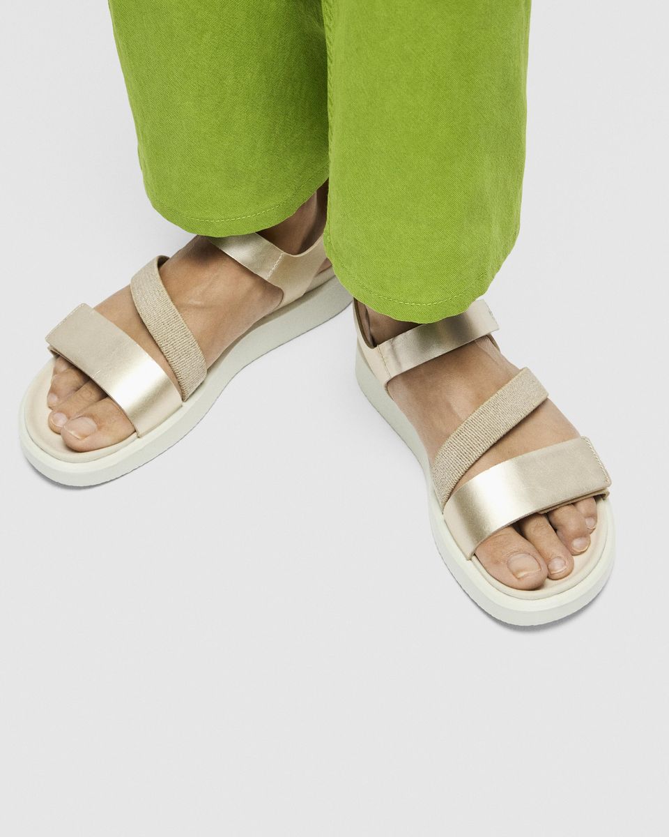 Ecco Flowt Adjustable Womans Sandal