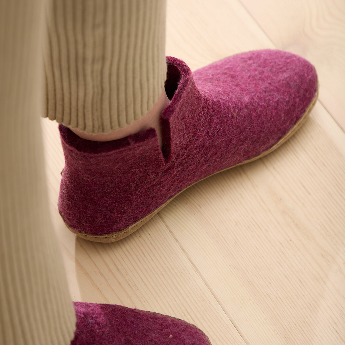 Glerups Slipper Boot Leather Sole in Cranberry