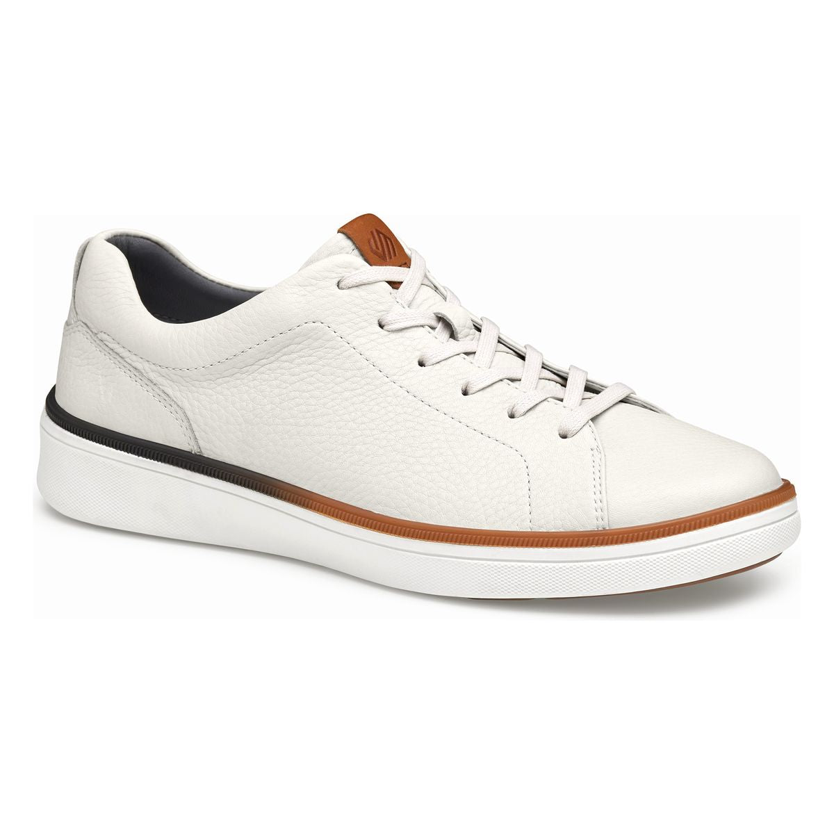 Johnston & Murphy XC4 Foust Lace-To-Toe Men's Dress Casual Shoe in White - Johnston & Murphy XC4 Foust White, men’s white leather lace-up sneakers, XC4 water-resistant casual shoes, lightweight men’s dress casual shoes Canada. Comfortable, Leather, soft, all-day wear, classic look, dressy sneaker, leather running shoe. Style 25-9278