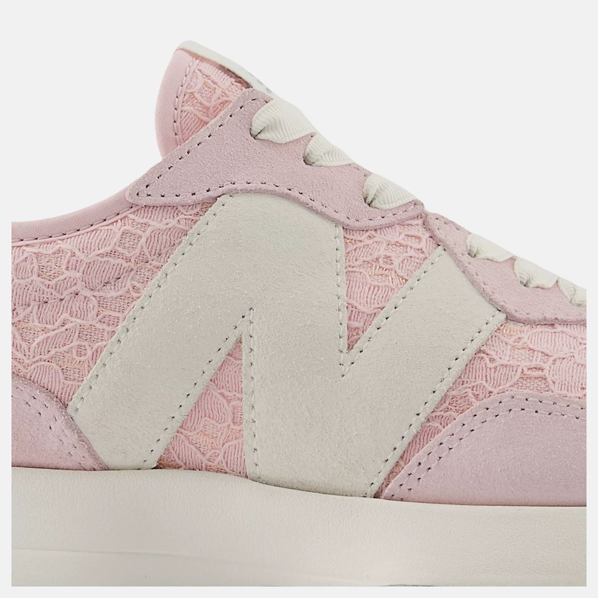 New Balance Women’s 327 Classic Retro Runner — Rose Sugar/Sea Salt