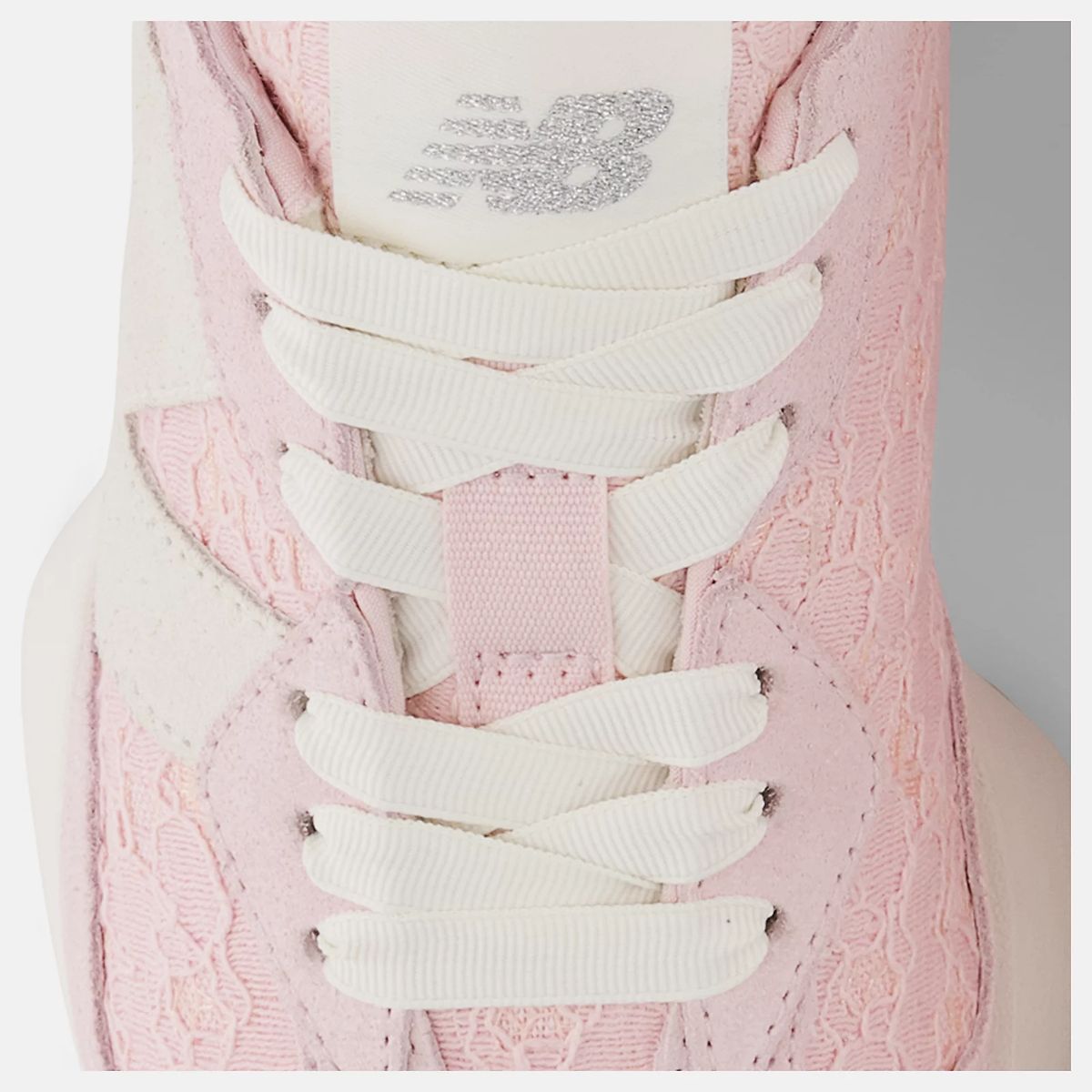 New Balance Women’s 327 Classic Retro Runner — Rose Sugar/Sea Salt