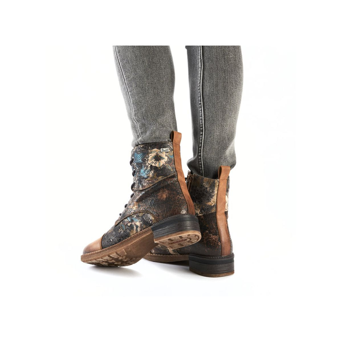 94611 Lace Up Patterned Ankle Boots