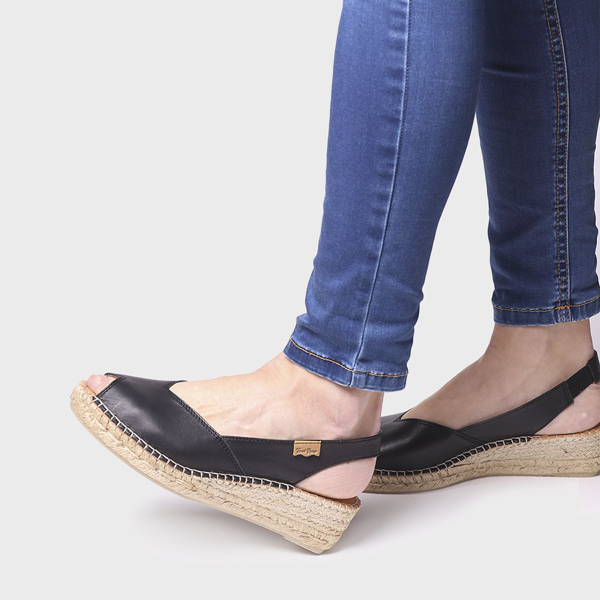 Toni Pons Bernia Women's Wedge Espadrilles in Black