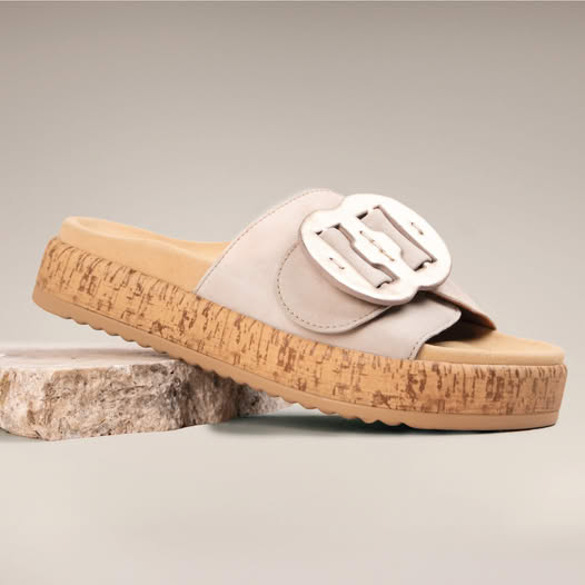 Gabor 760.12 Buckle Slide – Oak