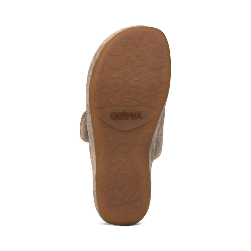 Aetrex Mandy Women's Closed Toe Slipper – Coffee