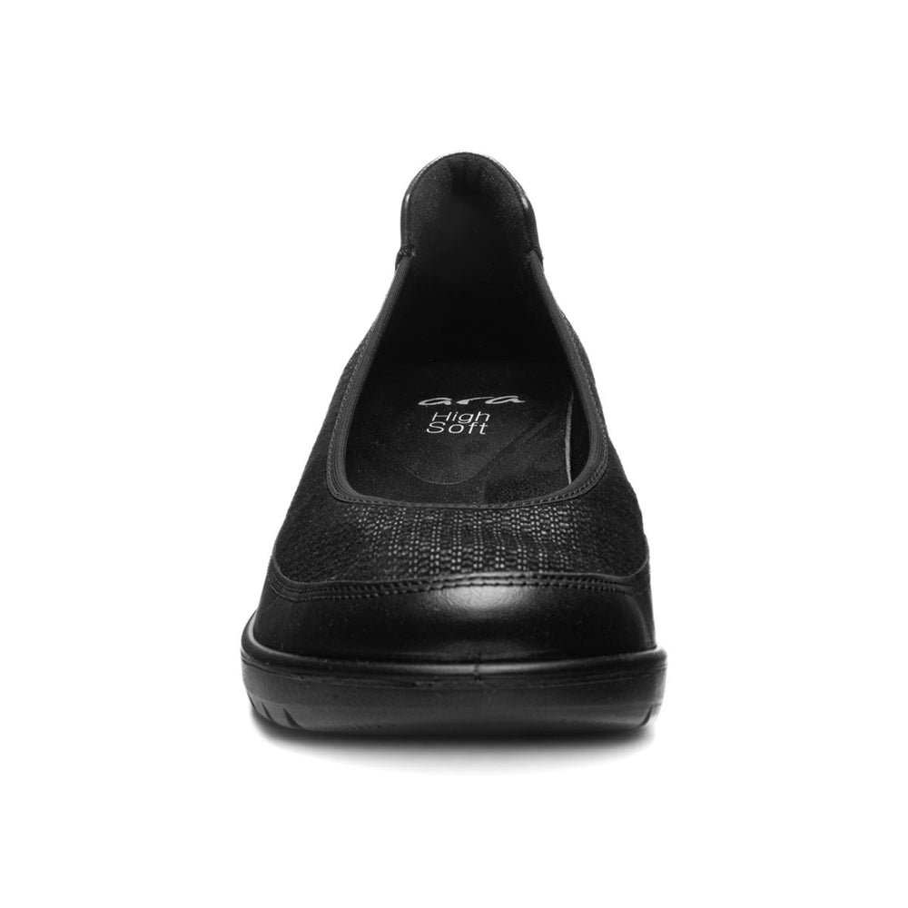 Ara Women's Zinnia Ballerina Slip On in Black