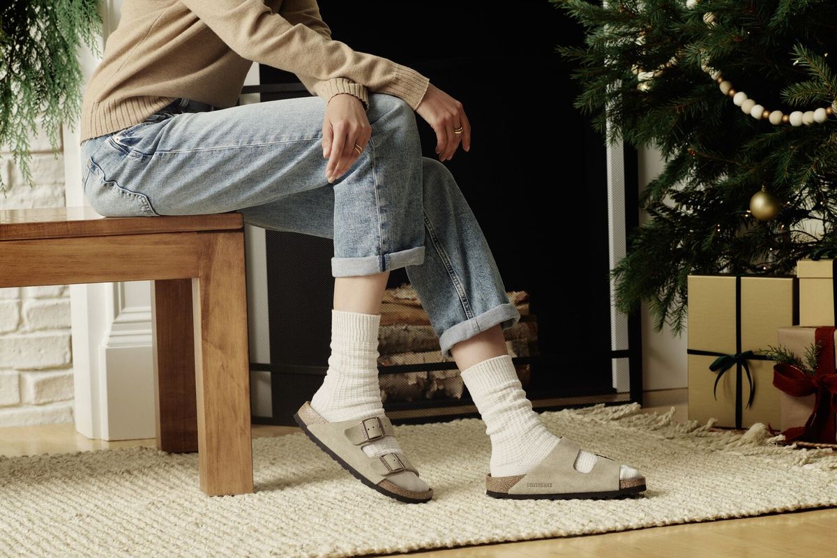 Birkenstock Arizona Soft Footbed — Taupe Suede