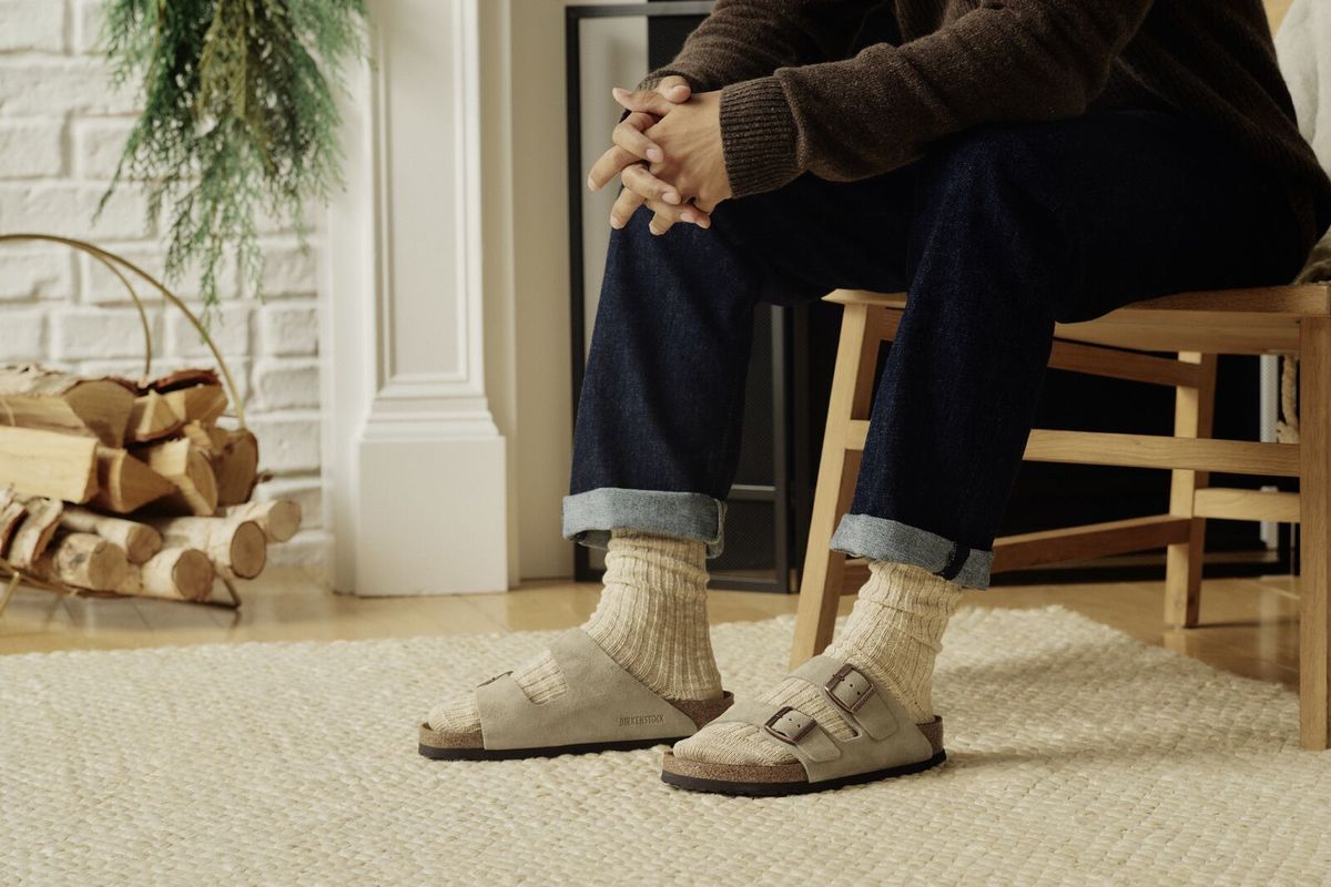 Birkenstock Arizona Soft Footbed — Taupe Suede