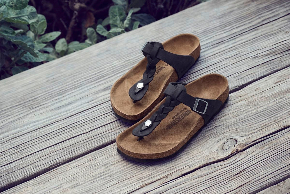 Birkenstock Gizeh Braided Oiled Leather – Black