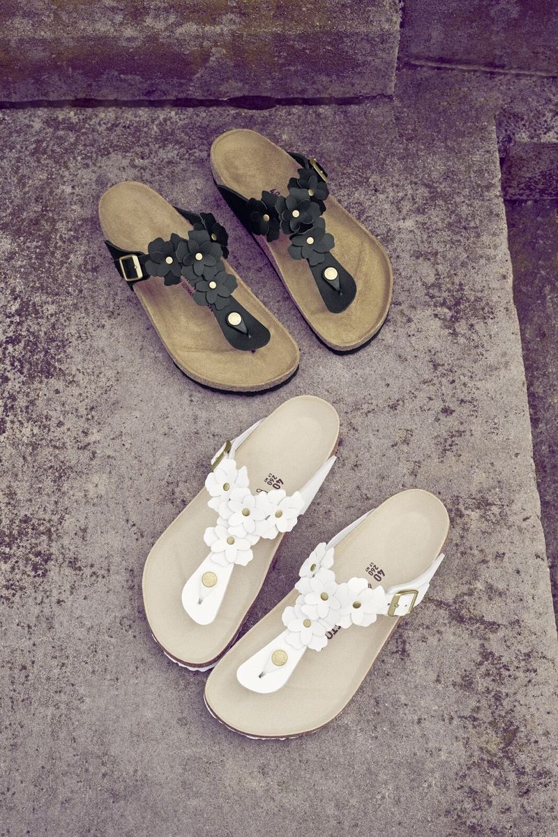 Birkenstock Gizeh Flower Leather – Black