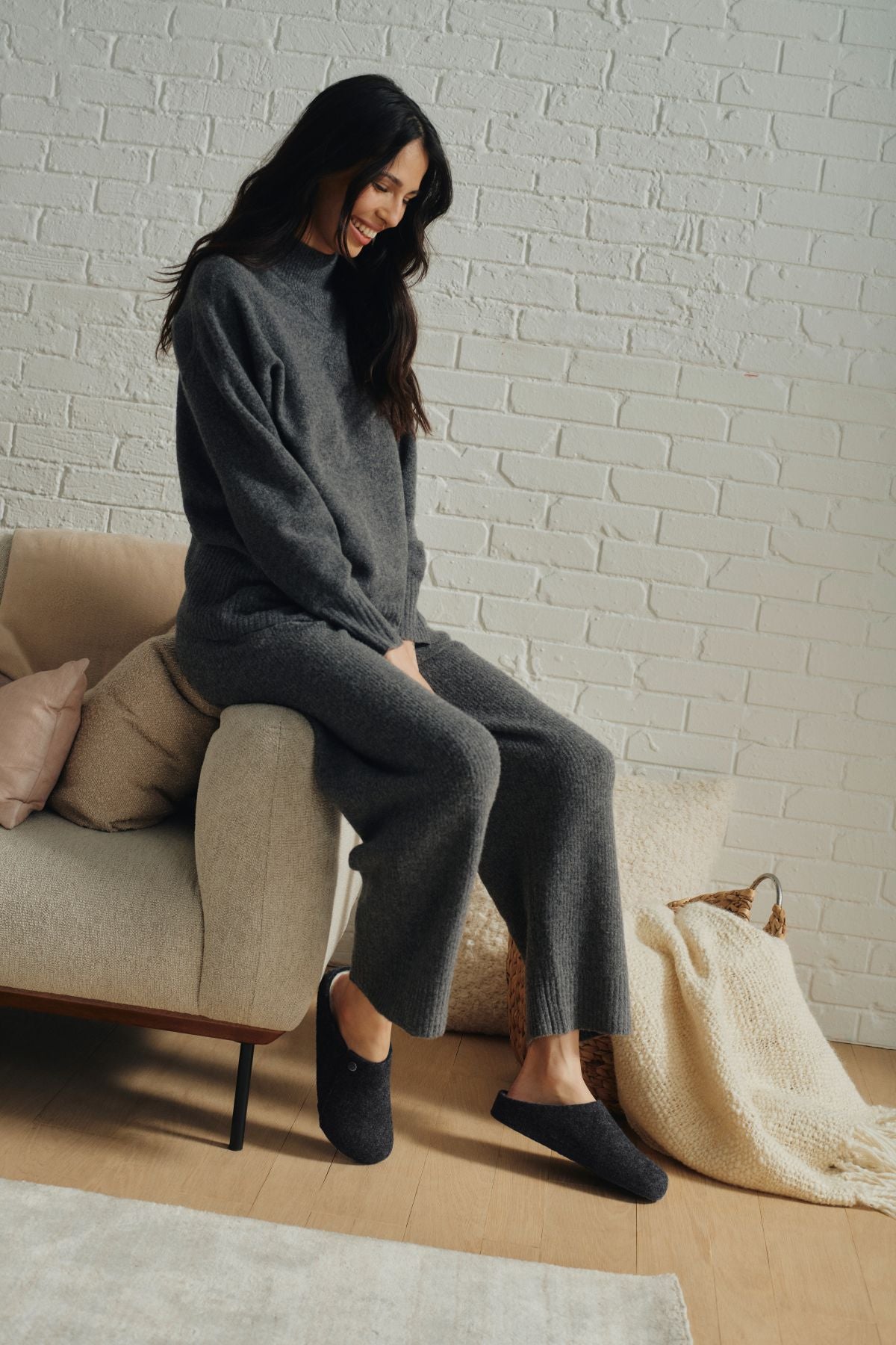 Birkenstock Woman's Zermatt Shearling – Black