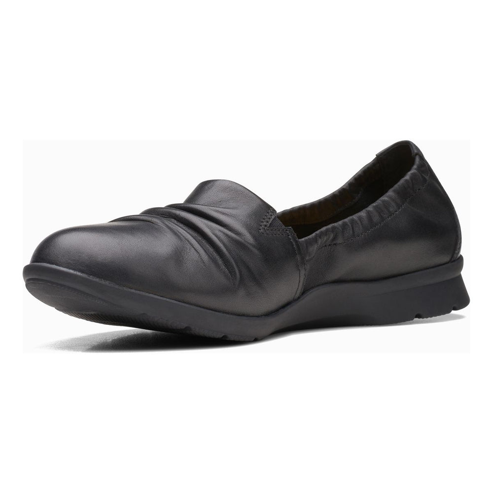 Clarks Women's Jenette Ruby Slip-On