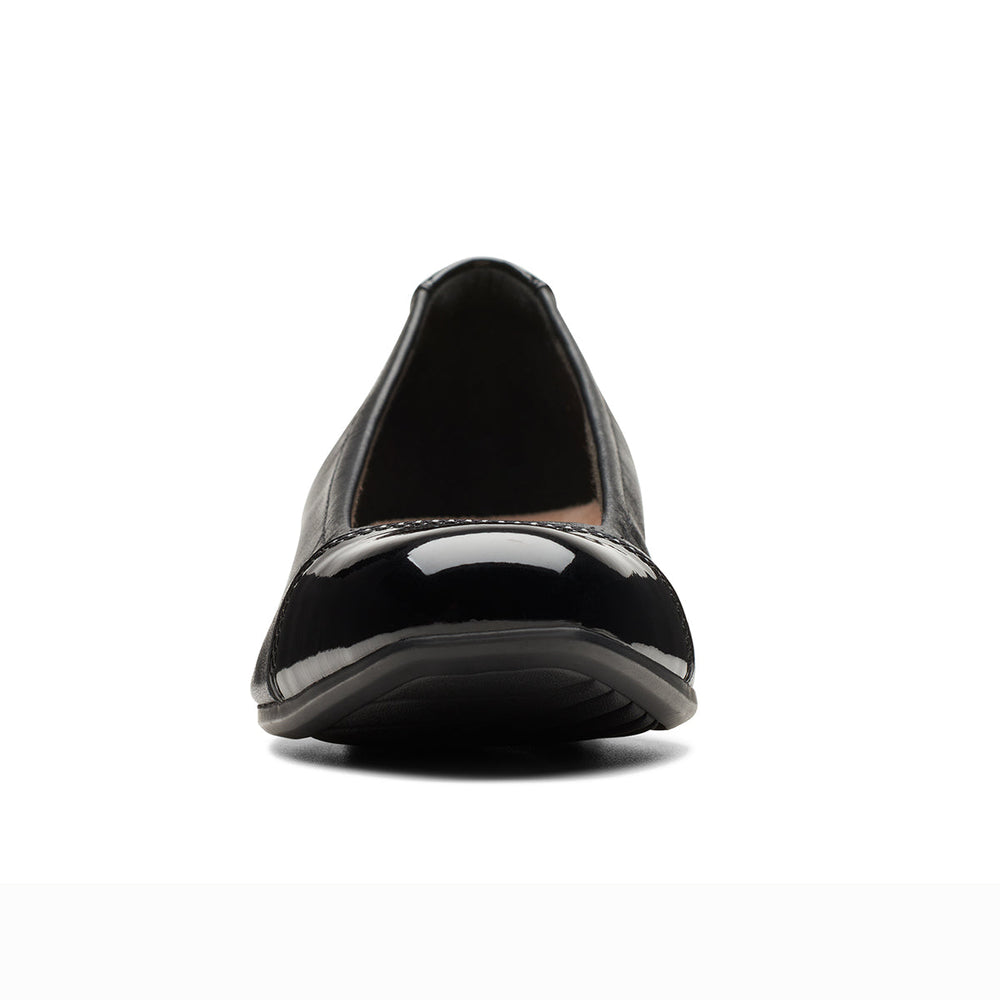 Clarks Women's Juliet Step Slip-On Dress Heel – Black