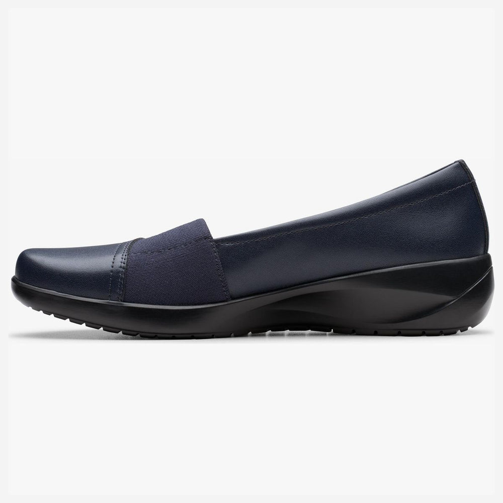 Clarks Kaetlyn Rhea Women's Loafer in Navy