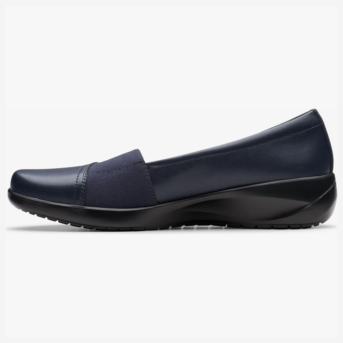Clarks Kaetlyn Rhea Women's Loafer in Navy