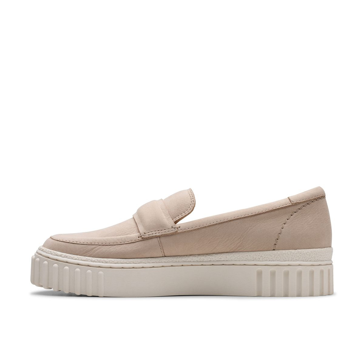 Clarks Mayhill Cove Women's Loafers in Sand