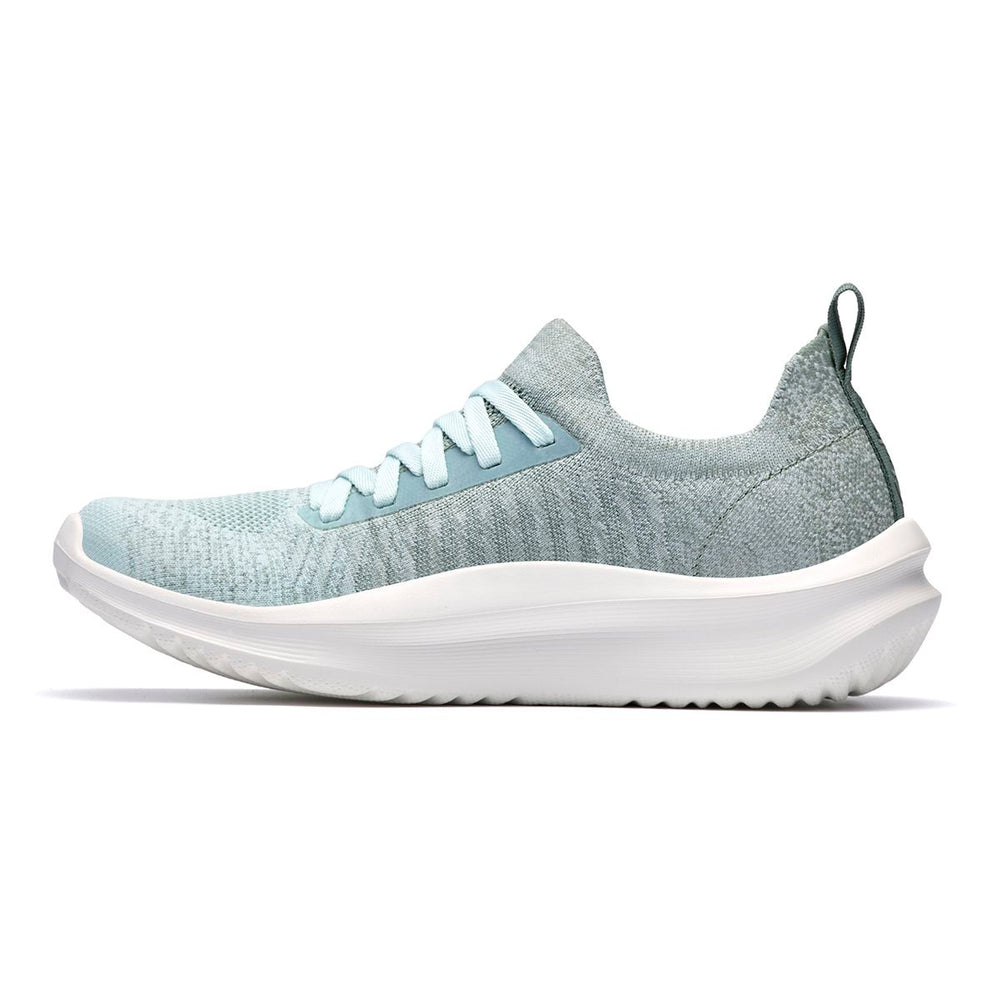 Clarks Solevana Lace Women's Sneaker in Green