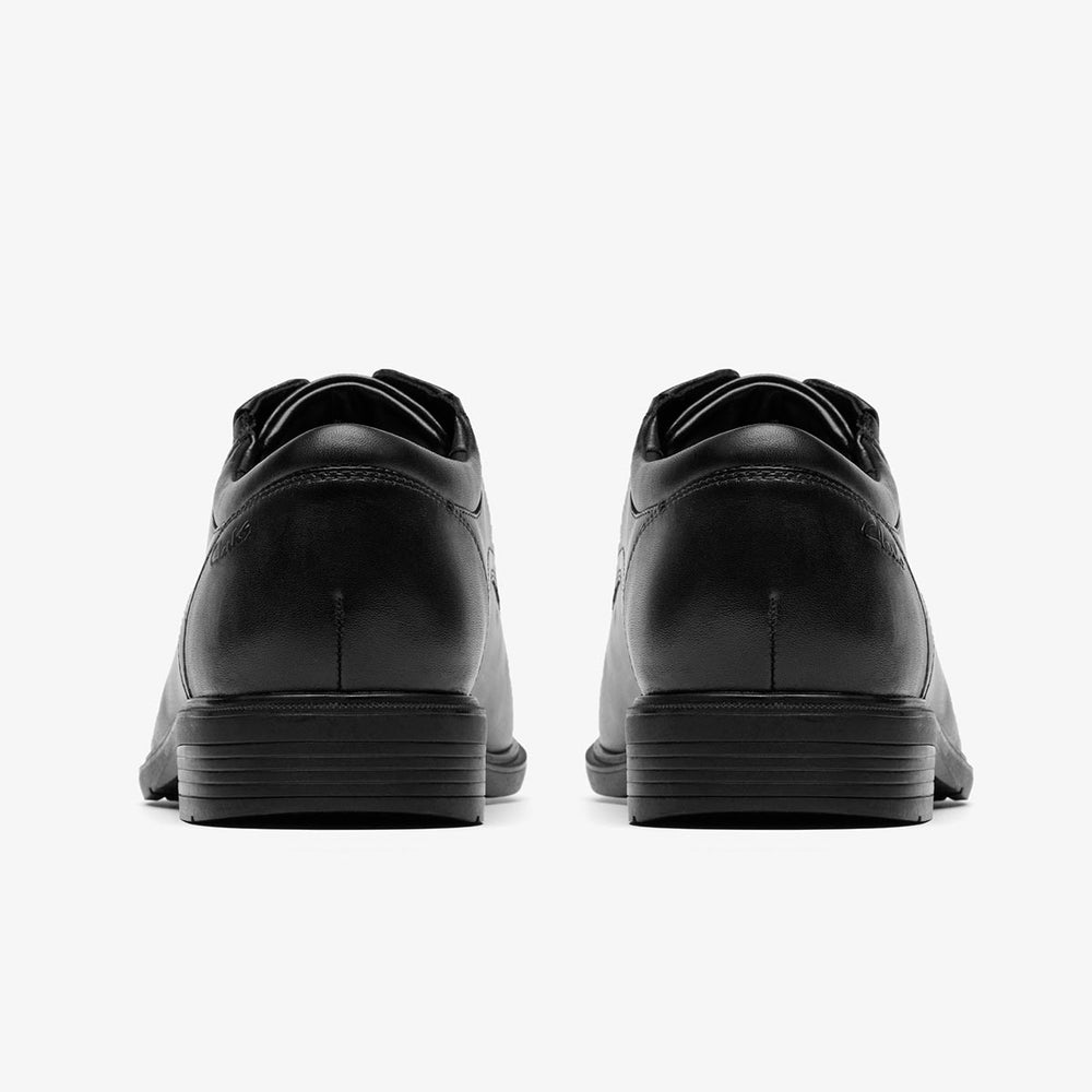 Clarks Men's Steadwell Lace in Black