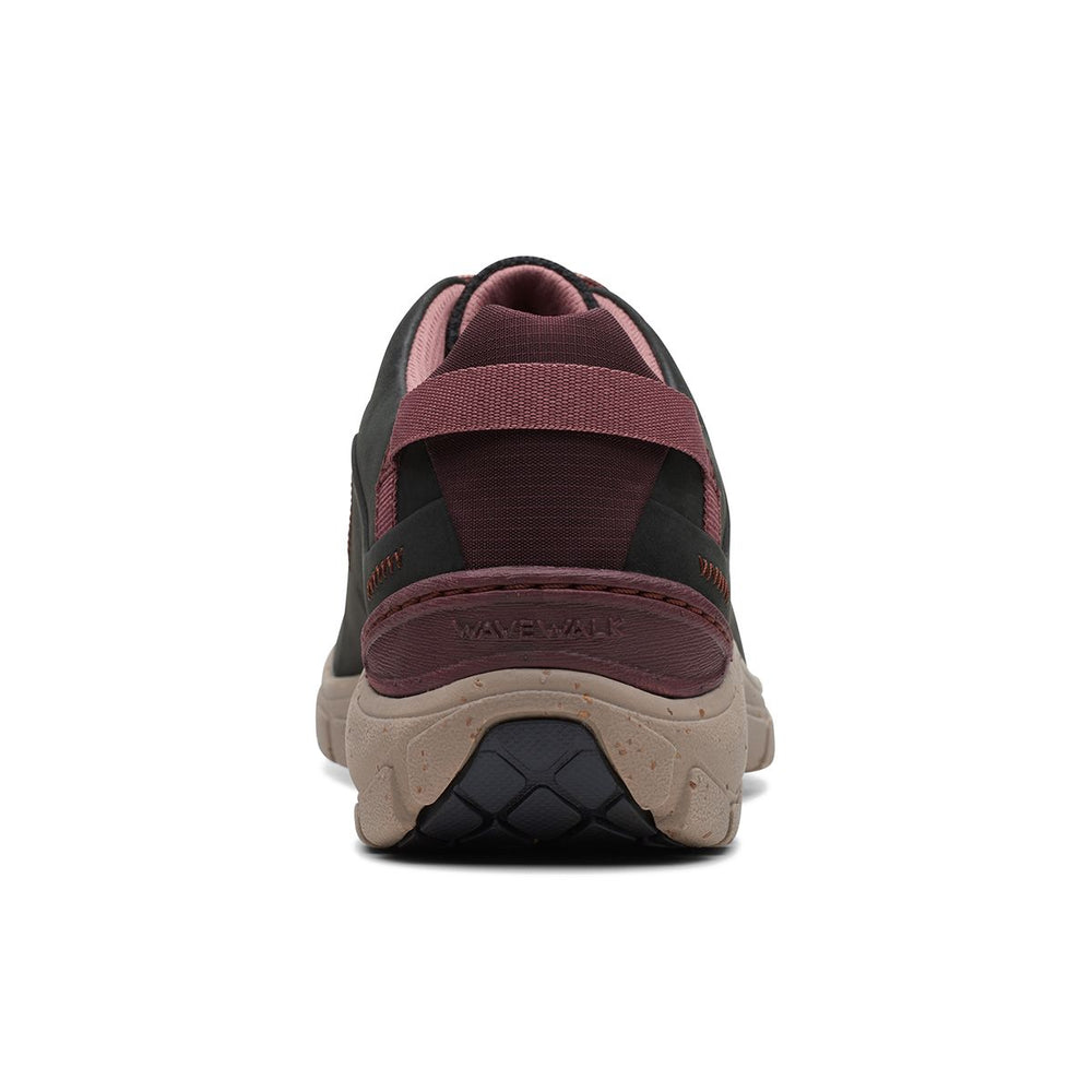 Clarks Wave Range Women's Sneakers in Black Red
