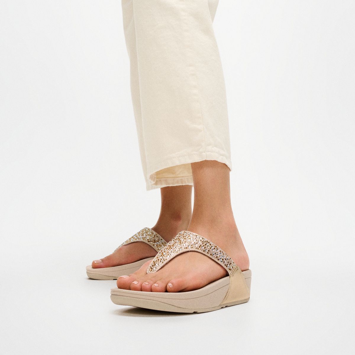 FitFlop Lulu Women's Glitter Toe-Post Sandals – Platino