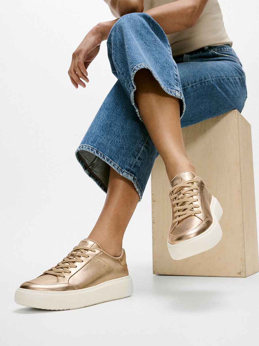 FitFlop RTG Women's Metallic Leather Sneakers – Platino