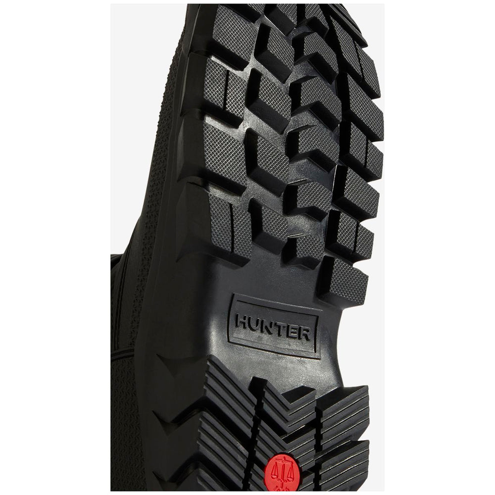 Women's Intrepid Short Snow Boot & FREE Boot Spray