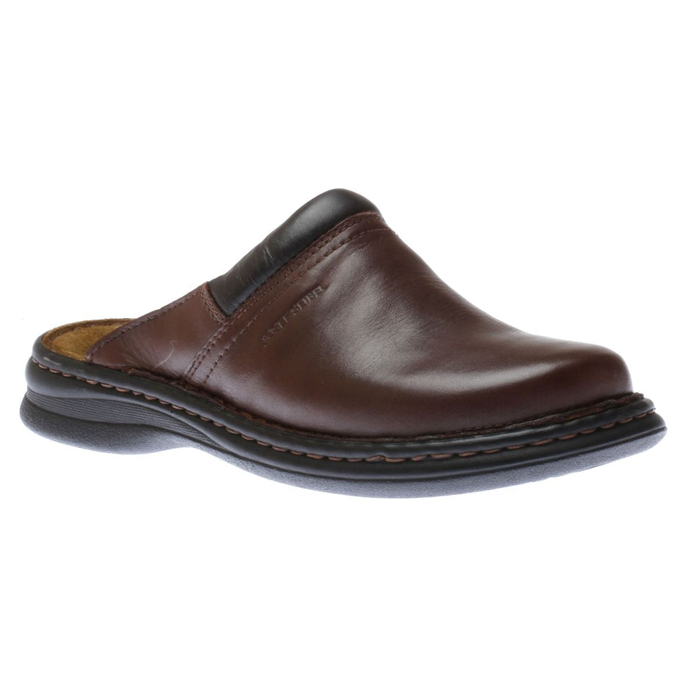 Men’s casual lace-up shoe in rich brandy brown leather with a rounded toe, padded collar, and durable rubber sole. Designed for arch support and everyday pain relief. Style #10663-7300