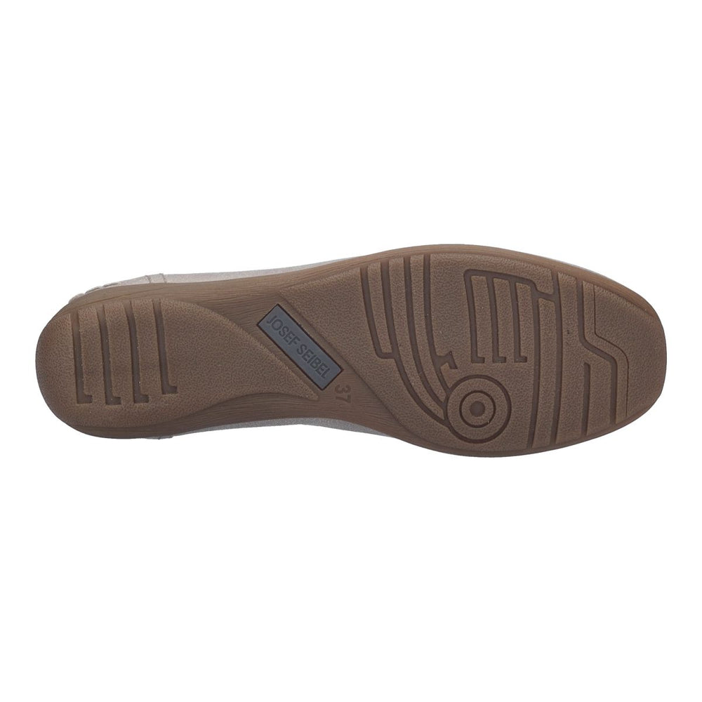 Josef Seibel Fenja 34 Women's Slip On Loafer In Champagne
