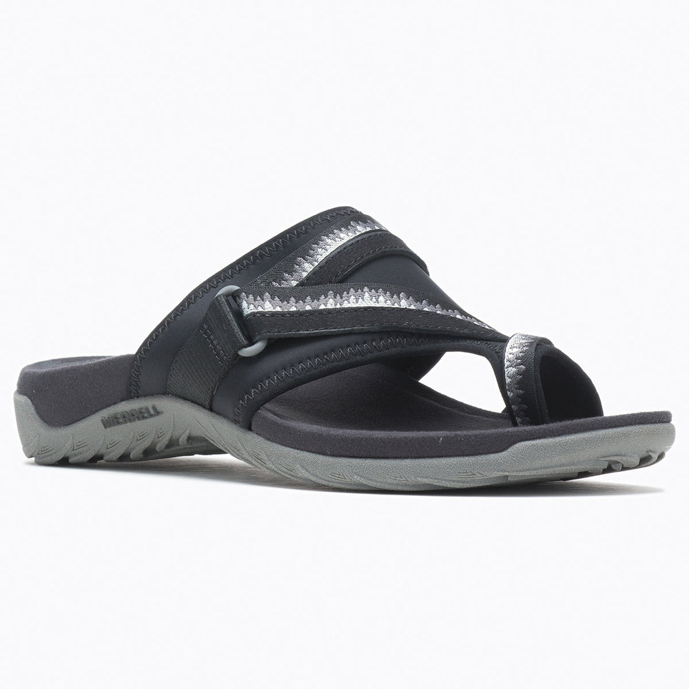 Merrell Terran Post 3 women’s sandals in black, lightweight design with microfiber lining and contoured footbed – available at Walking on a Cloud Canada.