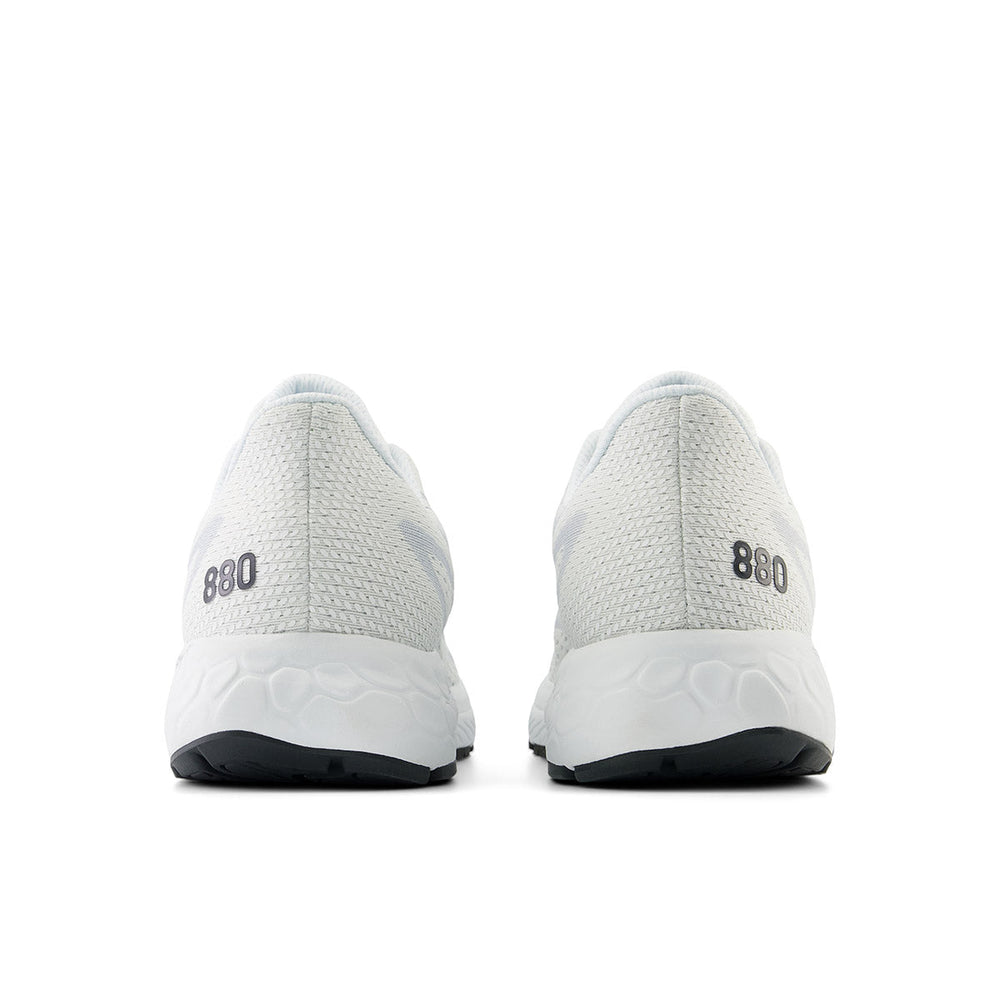 New Balance Men's Fresh Foam X 880W13 in White/Silver