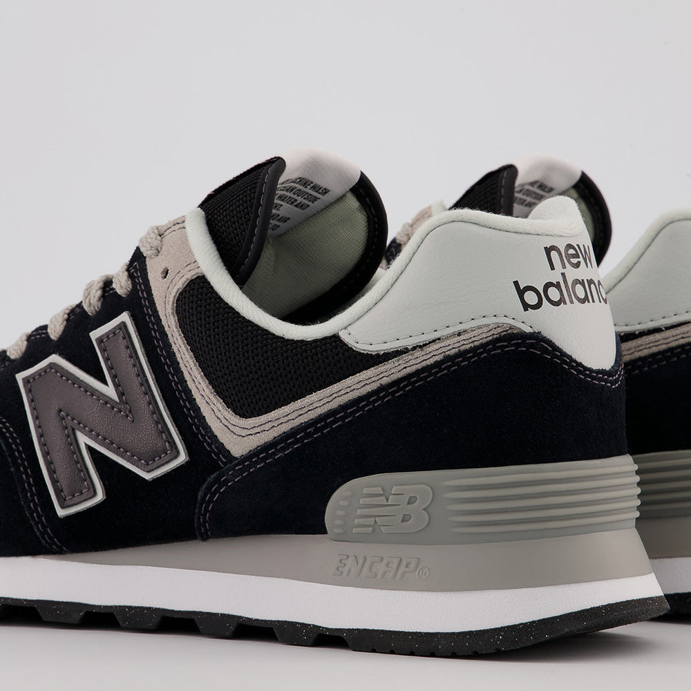 New Balance Men's 574 Retro Sneaker – Black