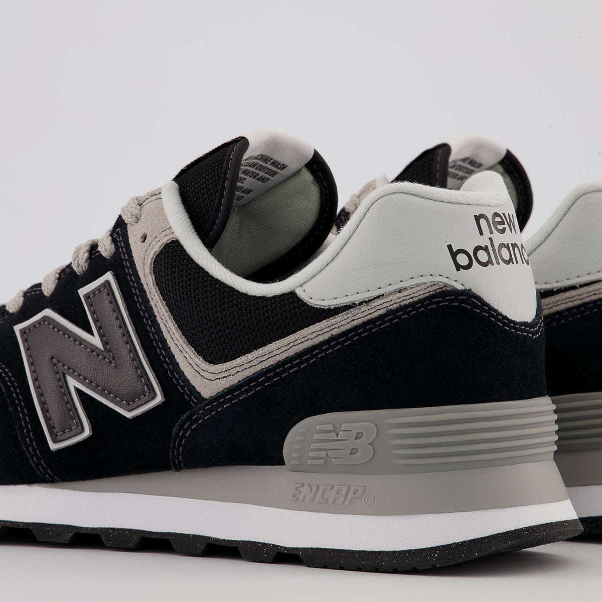 New Balance Men's 574 Retro Sneaker – Black