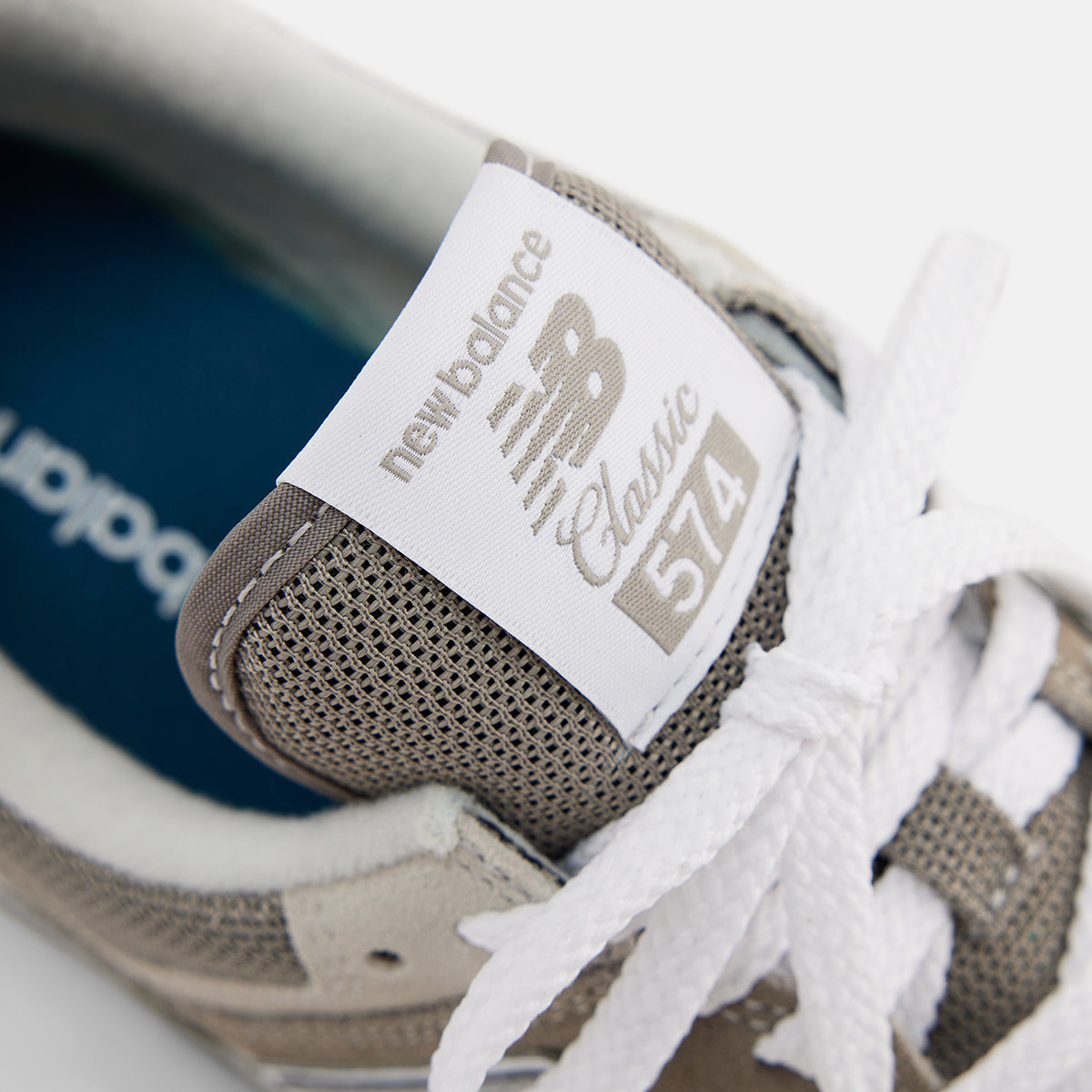 New Balance Men's 574 Retro Sneaker – Grey
