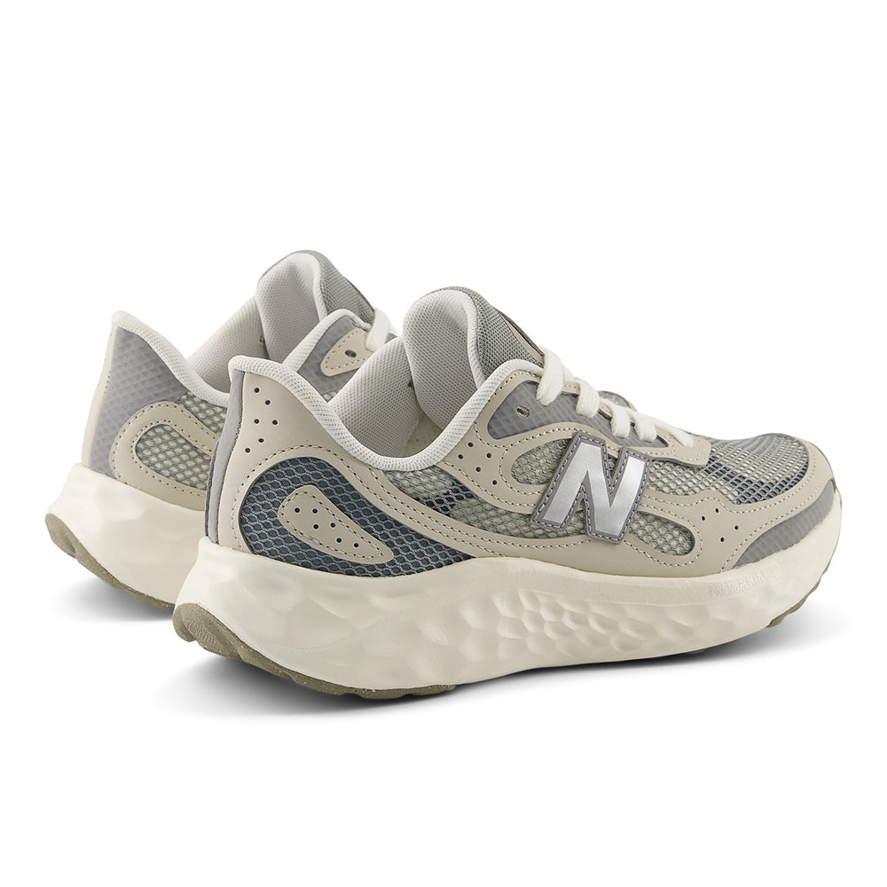 New Balance Women's Fresh Foam Arishi v4 Sneaker – Angora/Grey