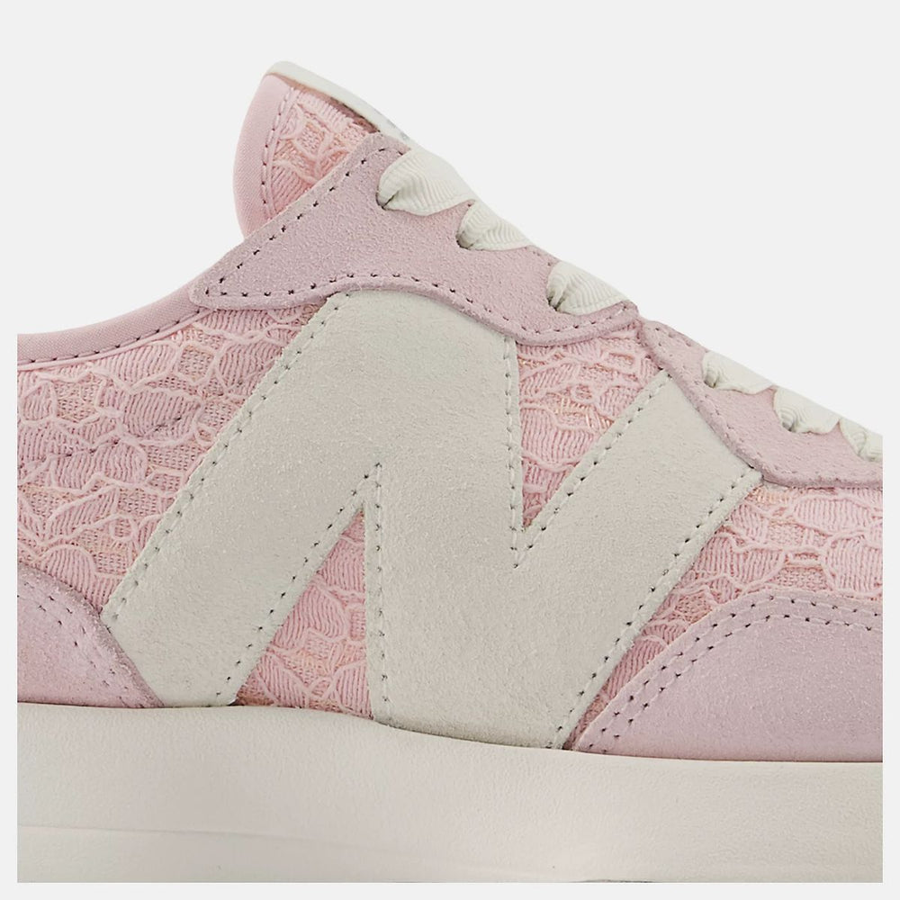New Balance Women’s 327 Classic Retro Runner — Rose Sugar/Sea Salt