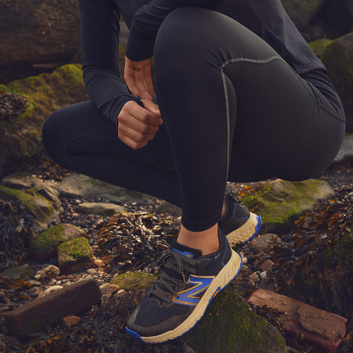 New Balance Fresh Foam X Hierro V7 Gore-Tex® Traile Women's Running Shoes in Marine Blue