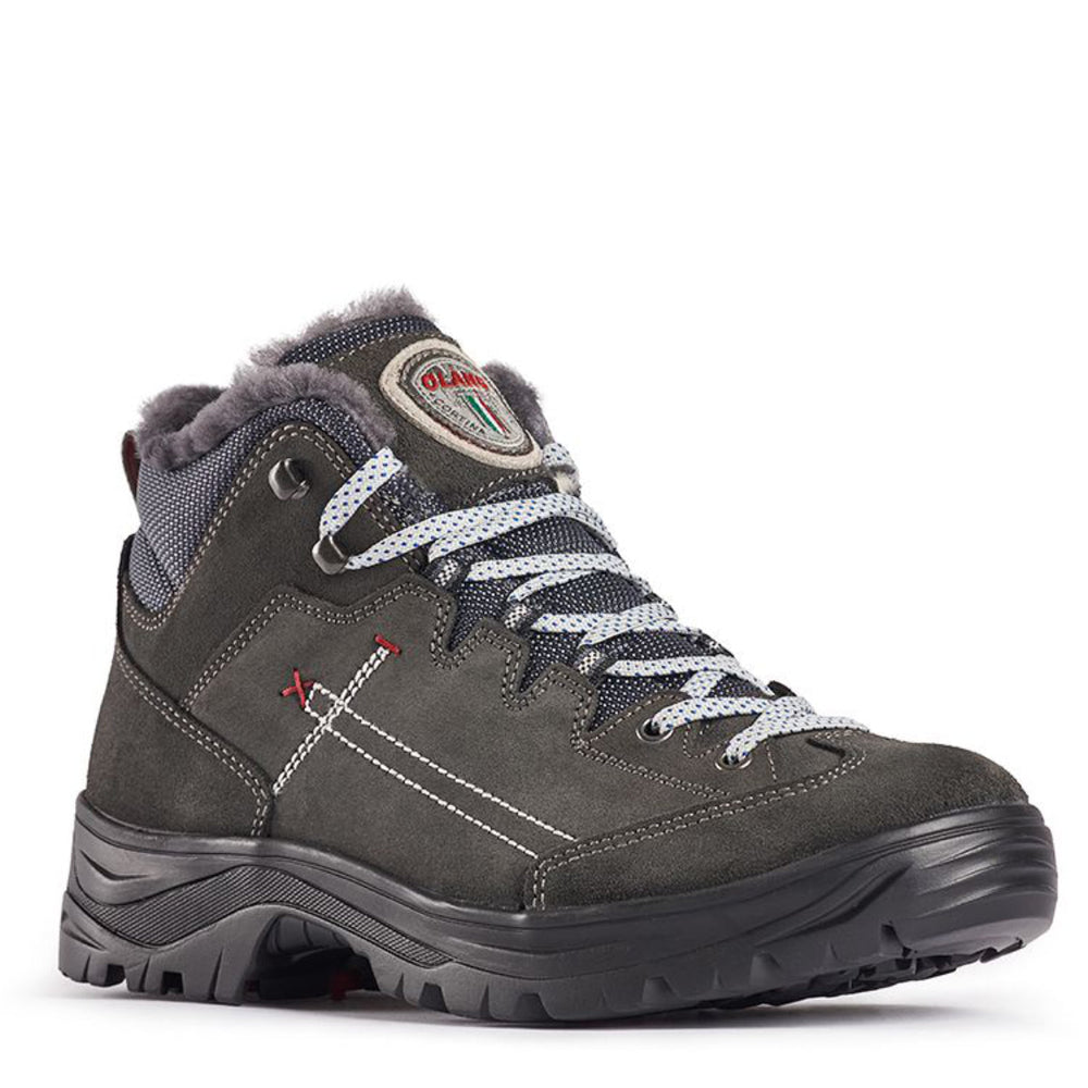 Olang Spell OC Zip L Black boots with vegan patent upper, lace and zip closure, wool lining, and ROCK outsole with OC System® ice cleats.