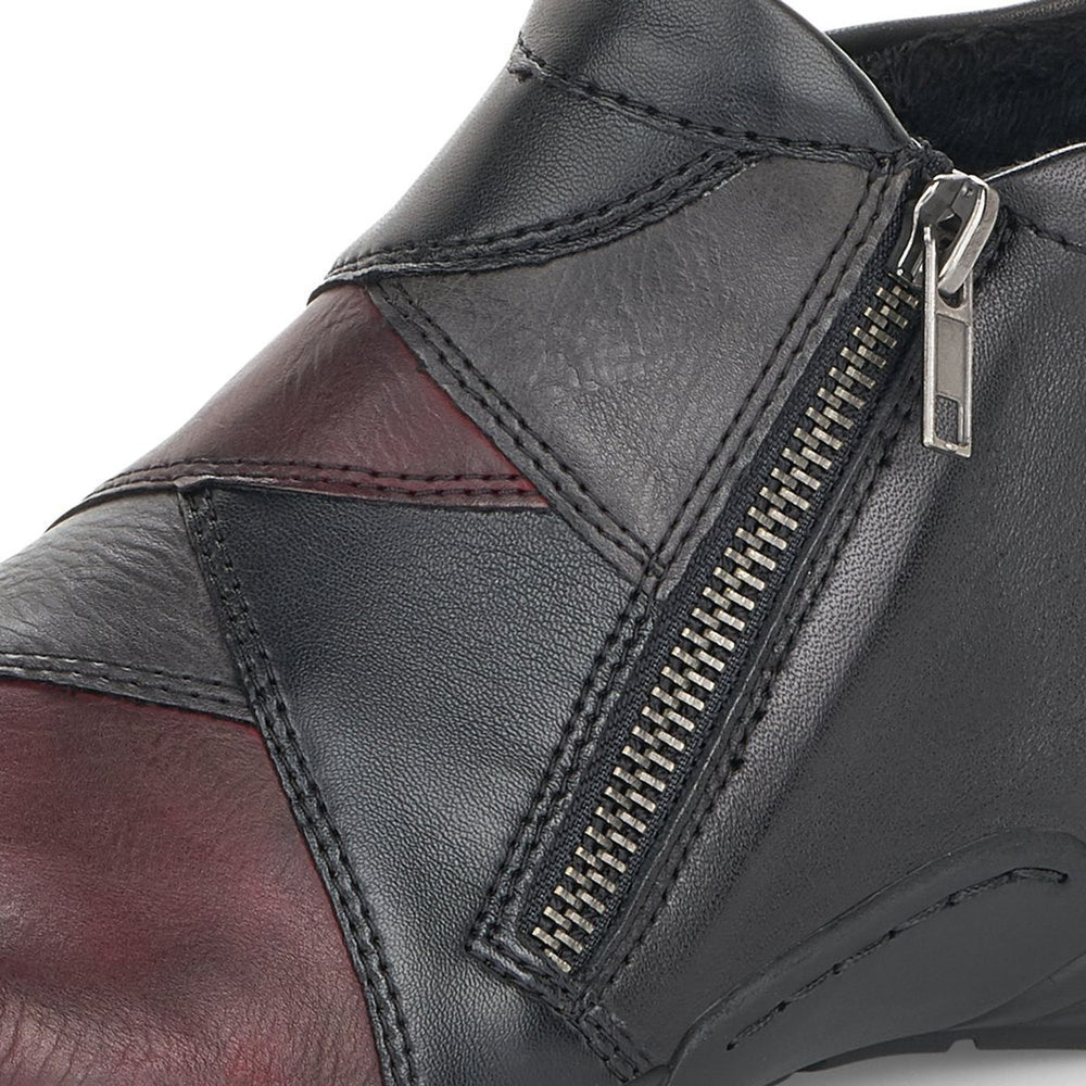 Remonte D7674 Women's Side Zip Shoe in Wine