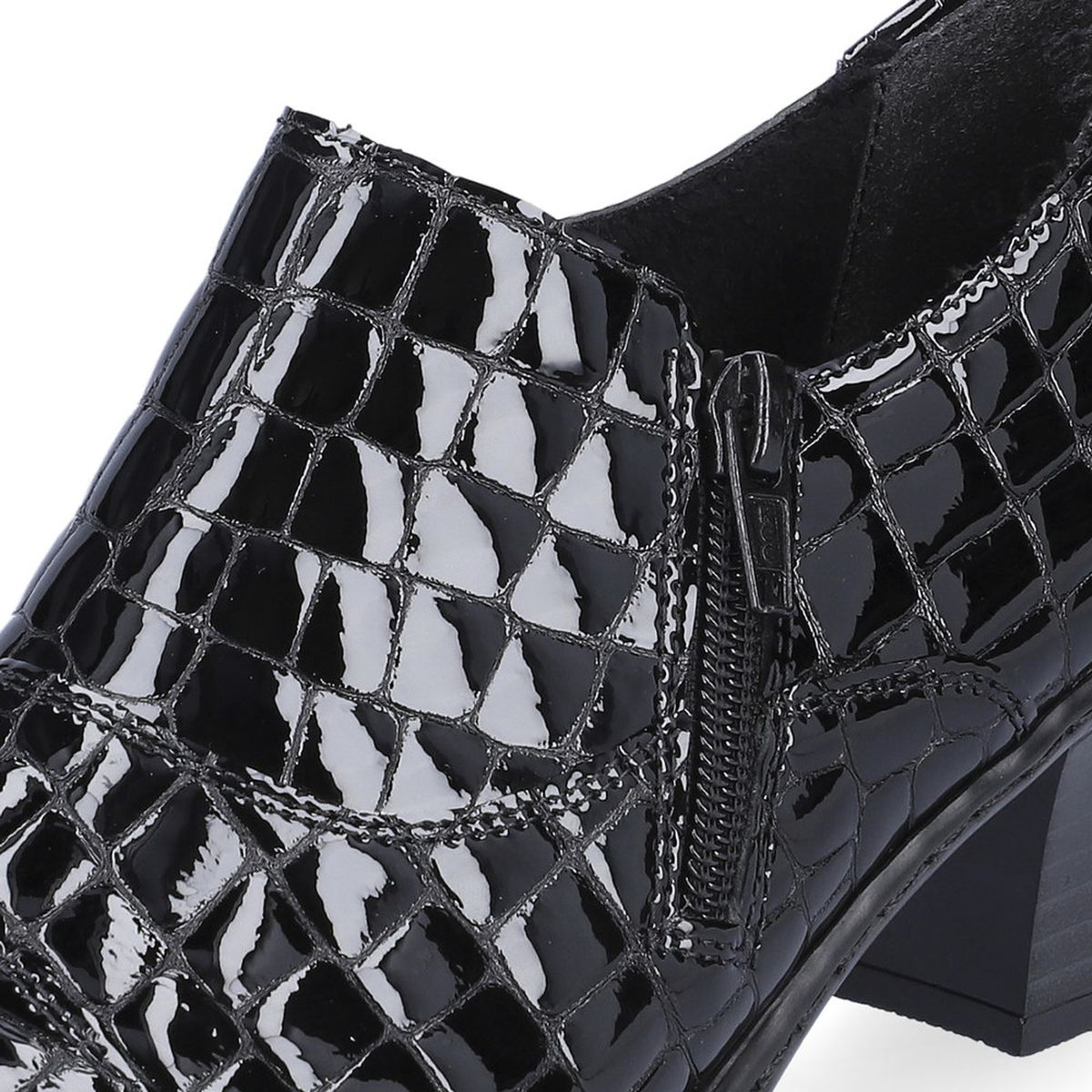 57173 Low Heel Slip On Shootie