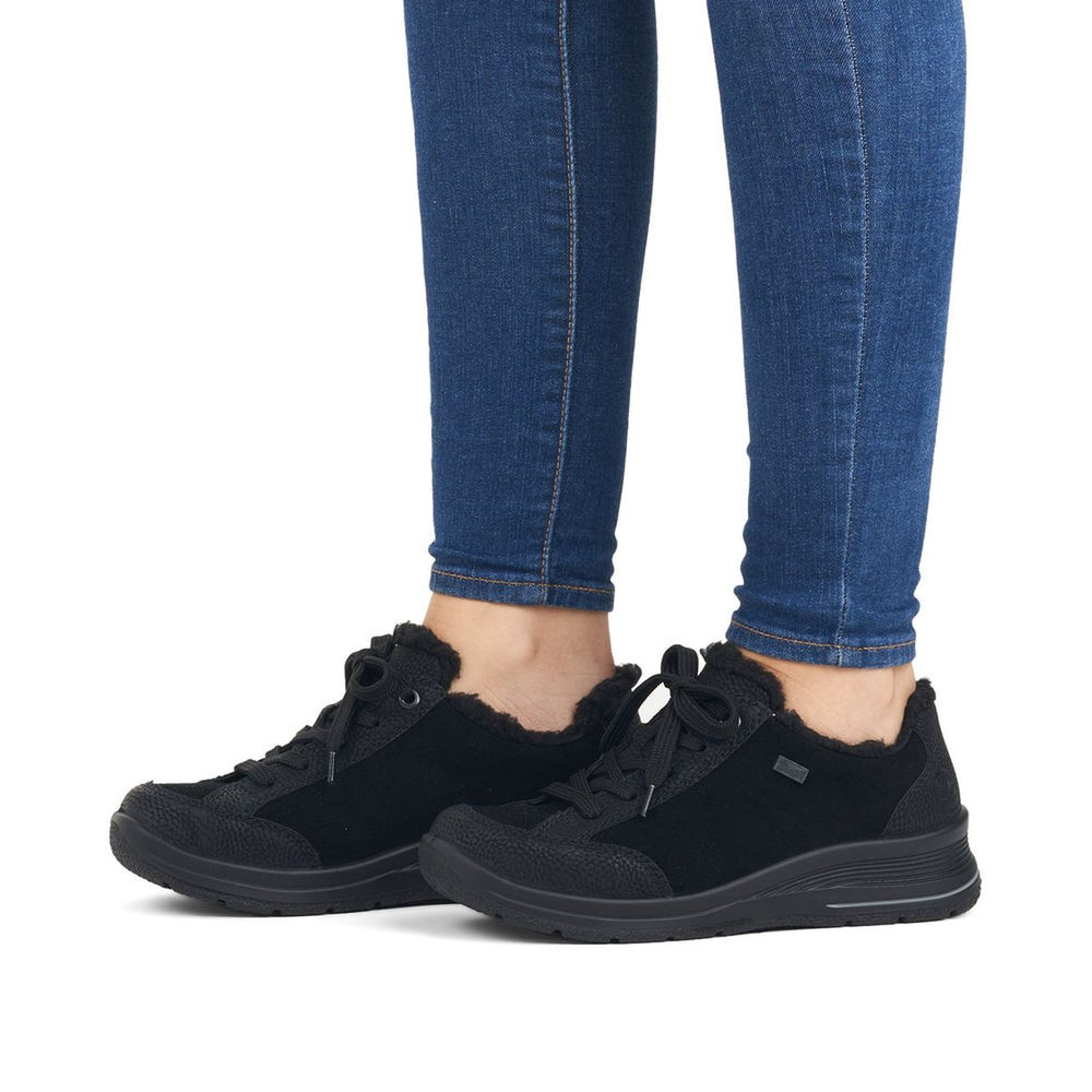 L7702 Lace Up Low Wedge Shoe