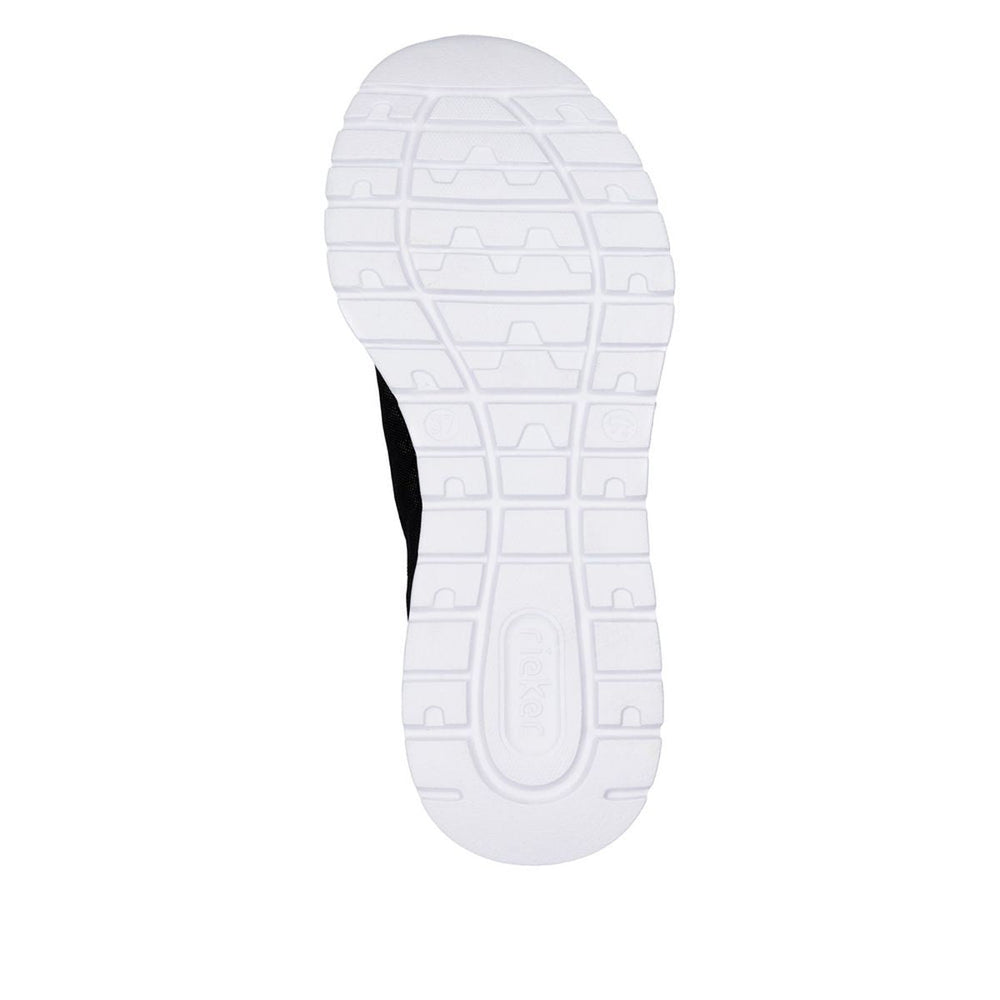 M6066 Ready to Go Sneaker