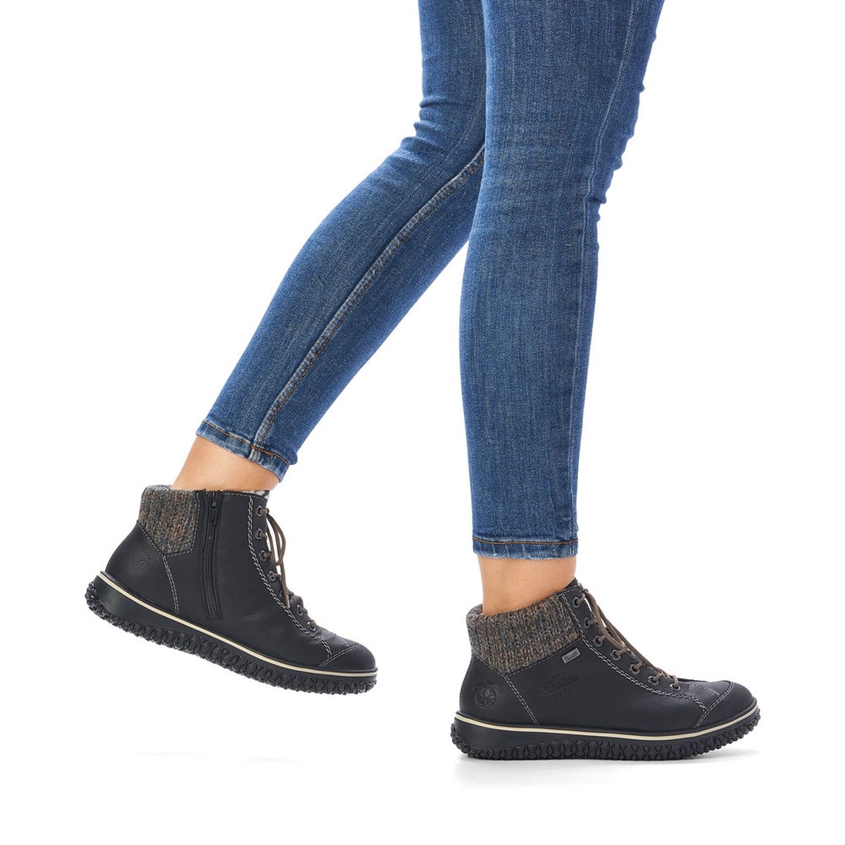 Z4243 Ankle Lace Up Boots