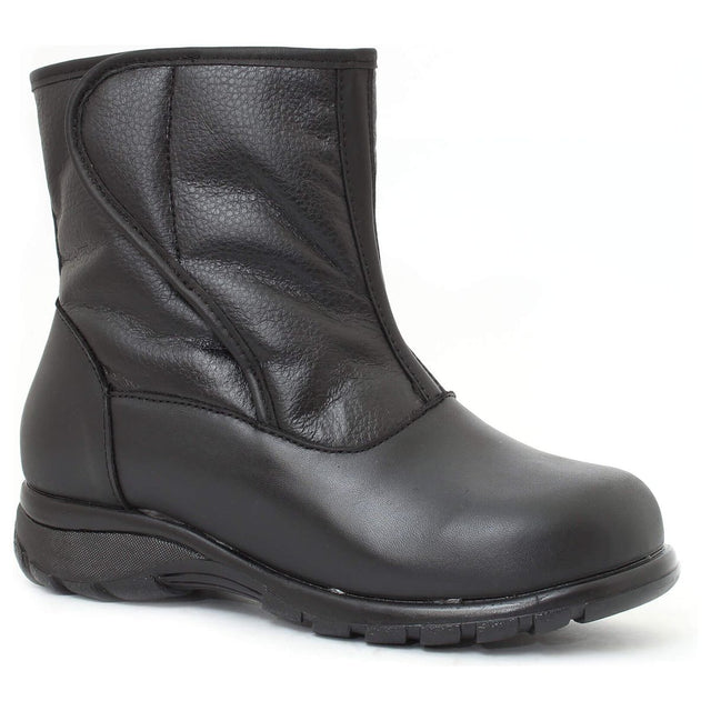 Toe Warmers Claire black waterproof women’s winter boot with extra-depth fit and Wide widths. Great for hard to fit feet. 